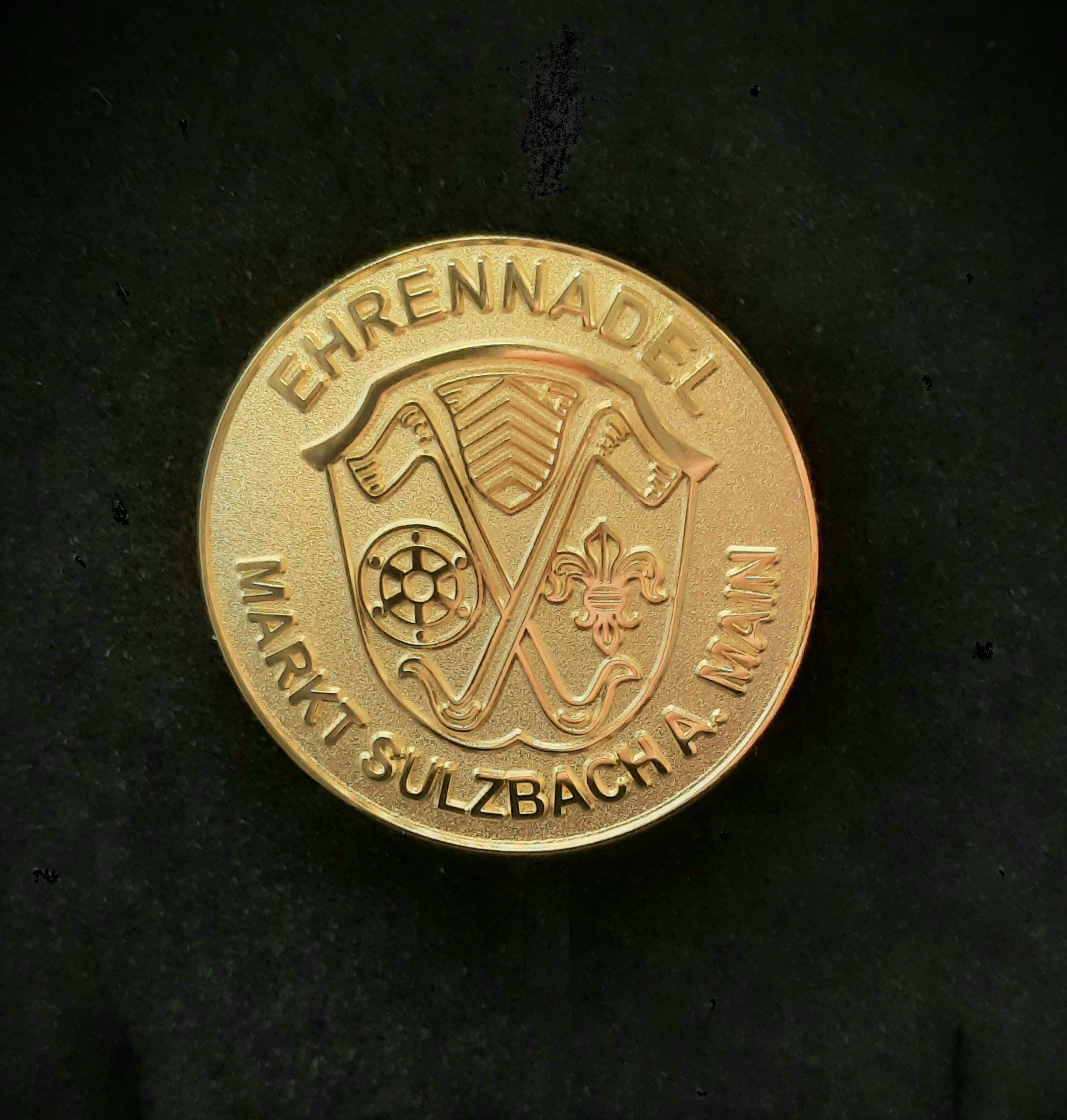 Ehrennadel Markt Sulzbach a.Main.jpg